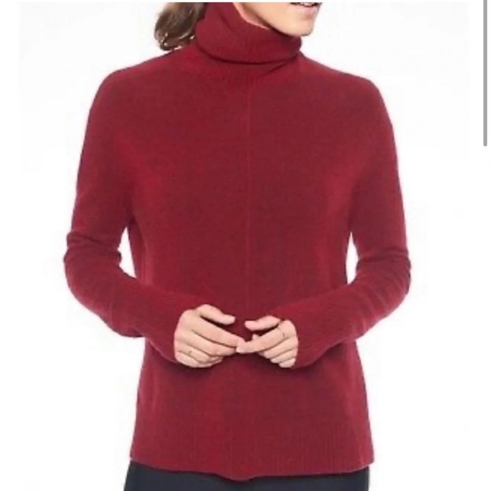 Athleta Women’s Red Cozy Merino Extra Fine Wool Turtleneck Sweater